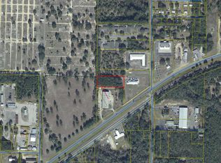 N Davis Ln, Defuniak Springs, FL 32433
