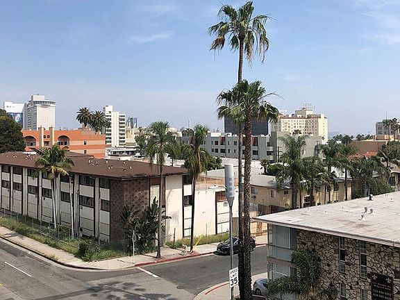 4th image of 1805 El Cerrito Pl #404