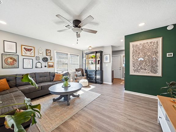 5th image of 2903 E 26th St