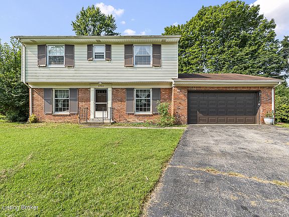 2nd image of 9804 Wildwood Ct