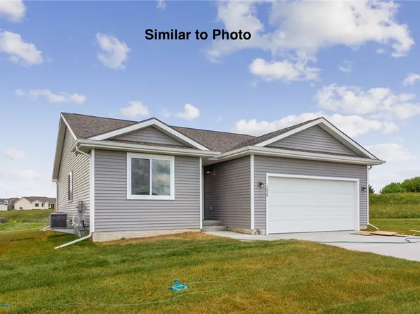 2018 Windcrest Dr, Granger, IA 50109