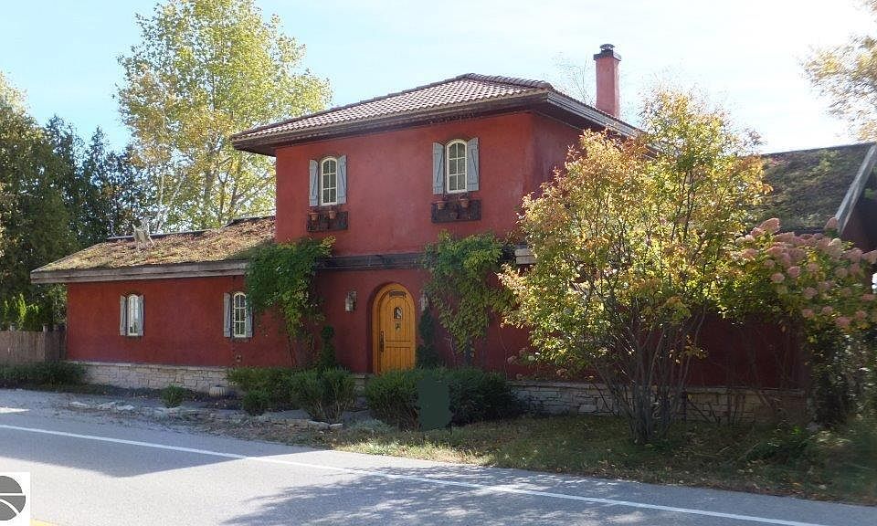 1st image of 1369 Crystal Dr