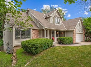 3339 SW Wanamaker Rd, Topeka, KS 66614