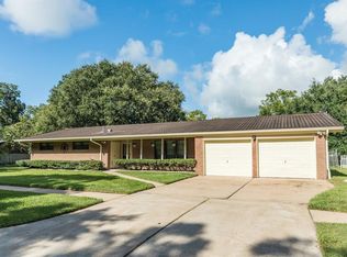 201 N Jane St, Alvin, TX 77511