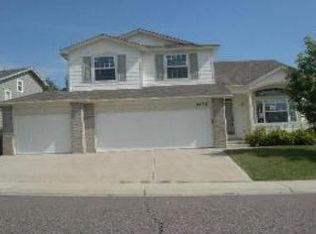 5452 S Versailles St, Aurora, CO 80015