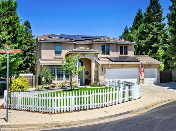 2725 Robinwood Ave, Clovis, CA 93611