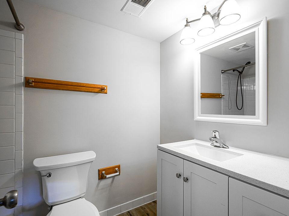 1st image of 5653 Harpers Farm Rd Unit B