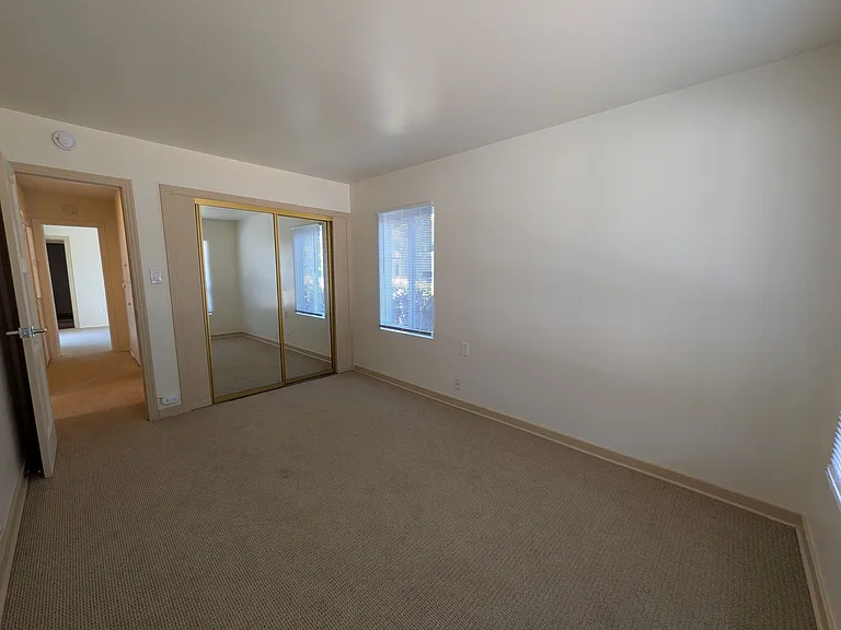 316 S Halcyon Rd — Photo 18