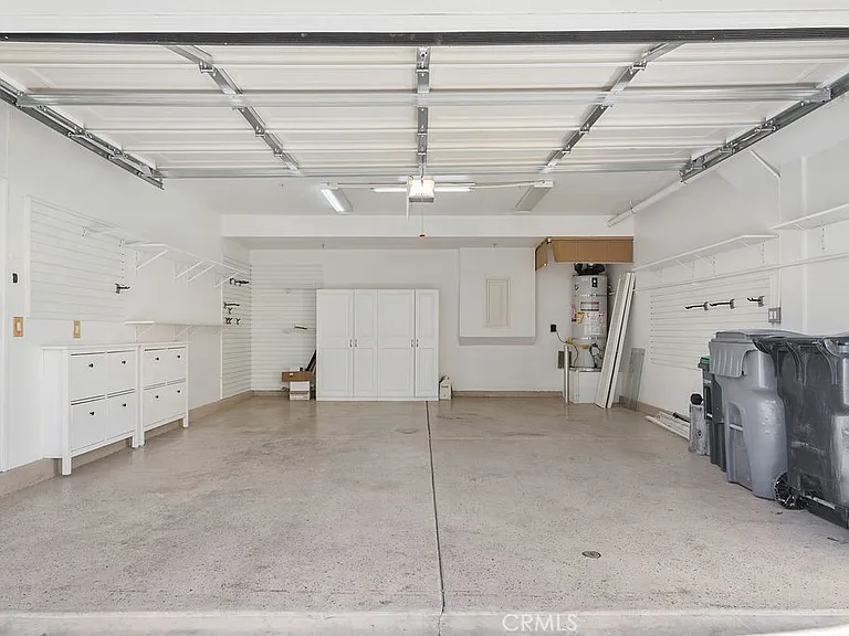 8128 Wishing Well Ln #8128 — Photo 12