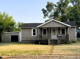 137 Arnold St, Jackson, MI 49202