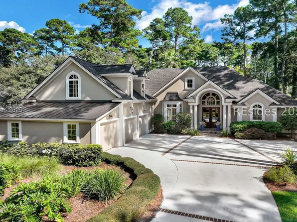 734 Colonial Dr, Hilton Head Island, SC 29926