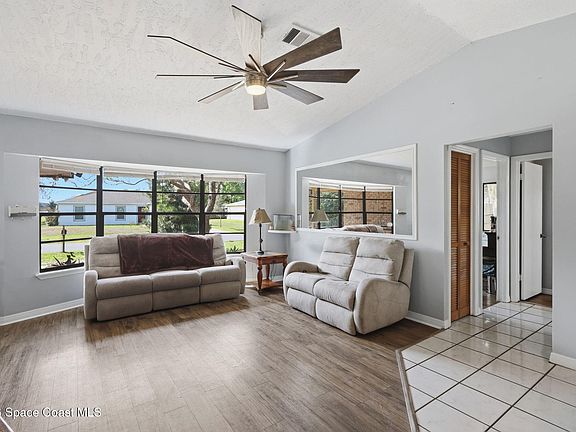 5th image of 1139 Altamira St NW