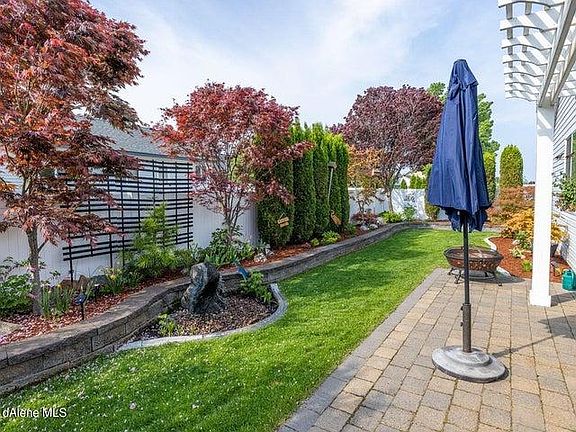 3rd image of 1780 Warbler Ln