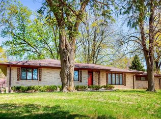 2203 Indianola Ave, Des Moines, IA 50315