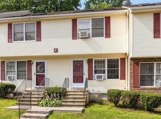 1 Countryside Ln #3, Middletown, CT 06457