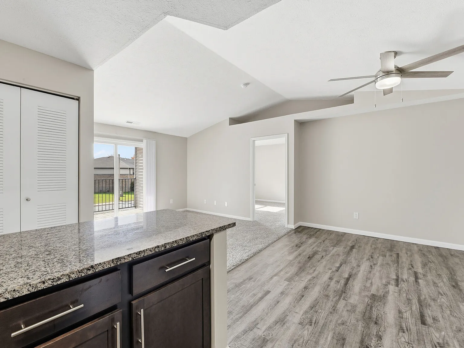 Spring Lake Apartments — Photo 2