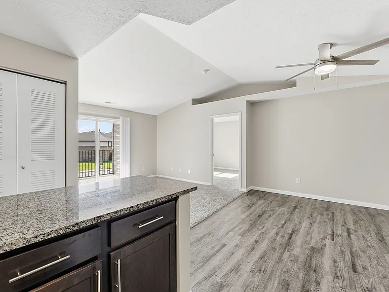 Spring Lake Apartments — Photo 2