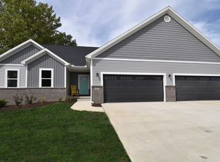 202 Raef Rd, Downs, IL 61736