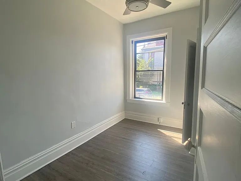 4901 Friendship Ave. — Photo 64