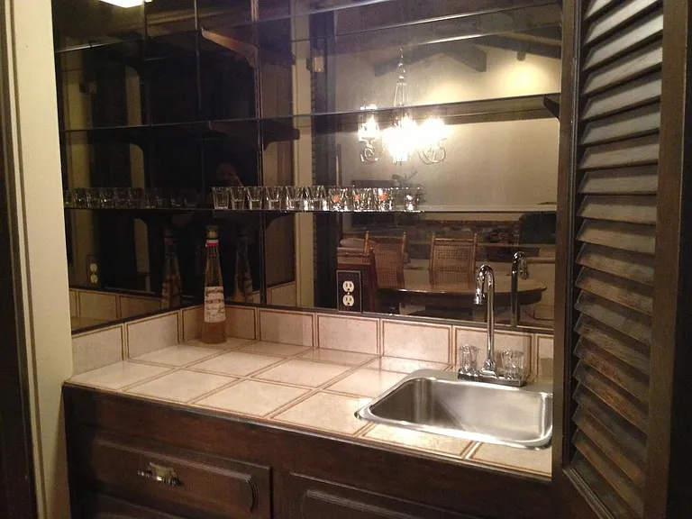 Wet Bar