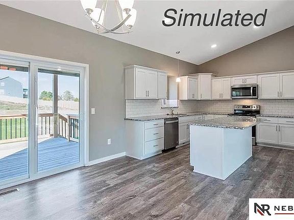 3rd image of 5825 SW Sierra Madre Dr