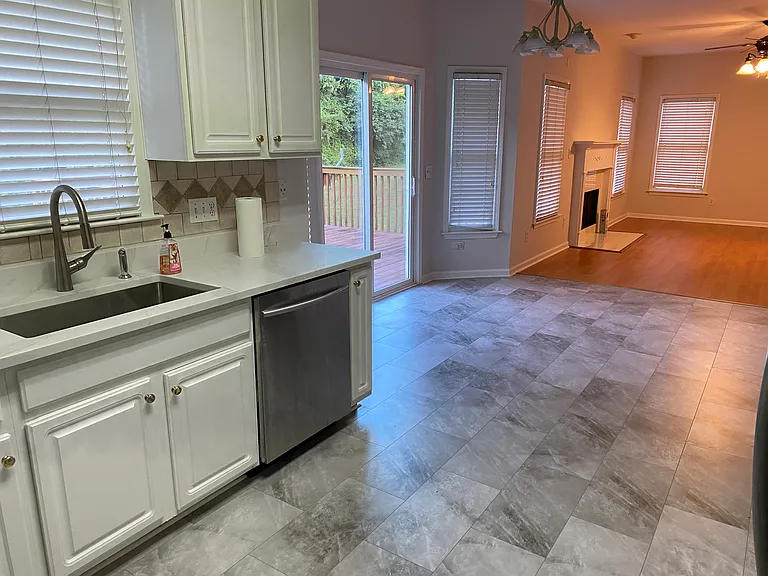 135 Foe Creek Ct — Photo 9