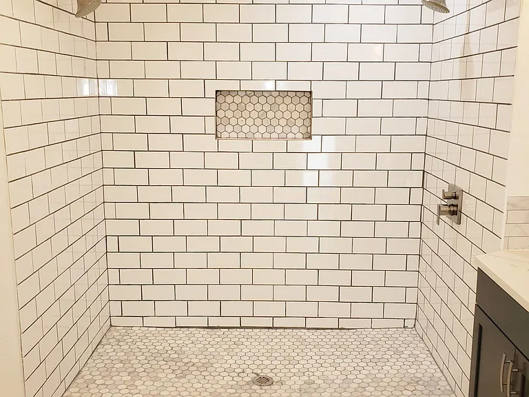Main master dual shower