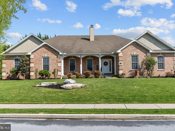 294 Chesterfield Dr, Palmyra, PA 17078