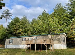 328 Charlie York Rd, Lambsburg, VA 24351