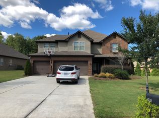 3270 Cahaba Manor Dr, Trussville, AL 35173