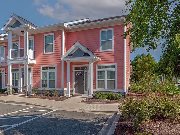 2nd image of 793 Moen Pl #E