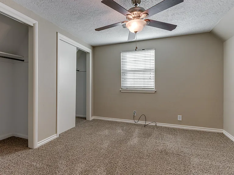 1515 Charles St — Photo 26