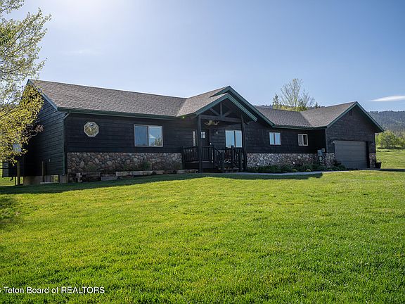 2nd image of 87 Southridge Dr