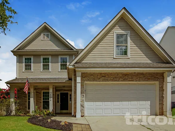 2324 Oakdale Creek Ln, Charlotte, NC 28216