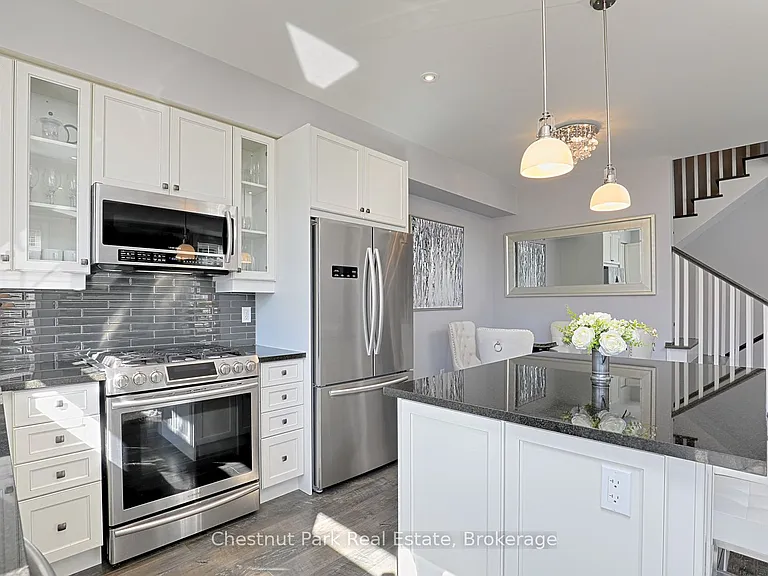 132 Yellow Birch Cres — Photo 12