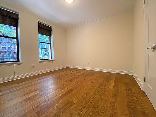 2nd image of 355 W 51st St #81