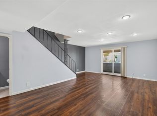 215 Post Office St APT 408, Galveston, TX 77550