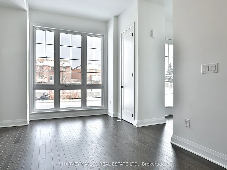 204 Atkinson Ave — Photo 9