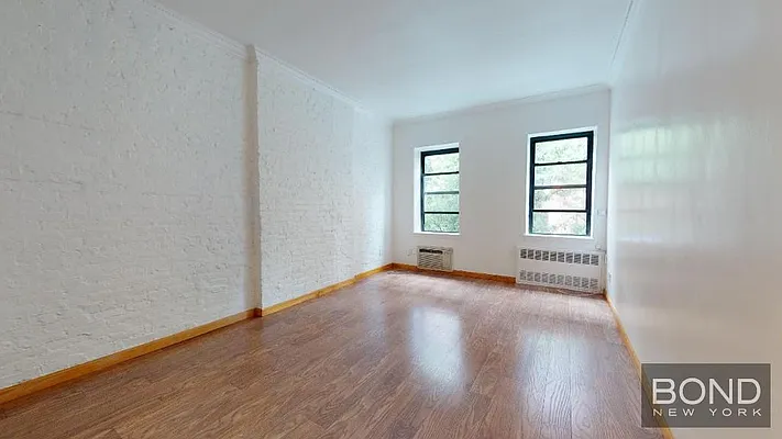 Rented by Bond New York | media 1