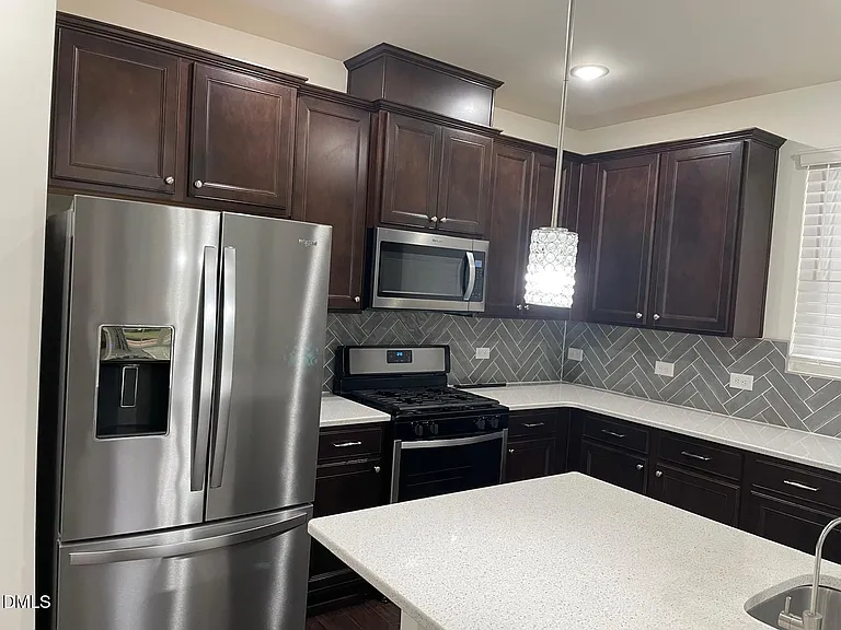 1004 Yatesbury Pl — Photo 9