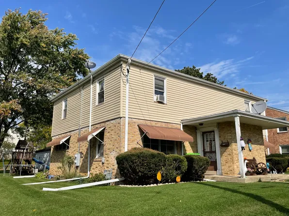 714-716 S River St, Montgomery, IL 60538