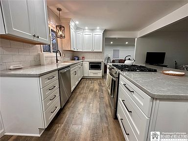 177 E Pine St, Dunkirk, NY 14048 | Zillow