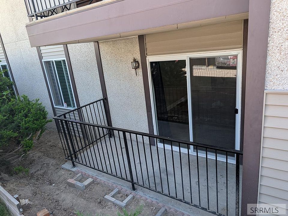 1st image of 1544 Bench Rd APT G3
