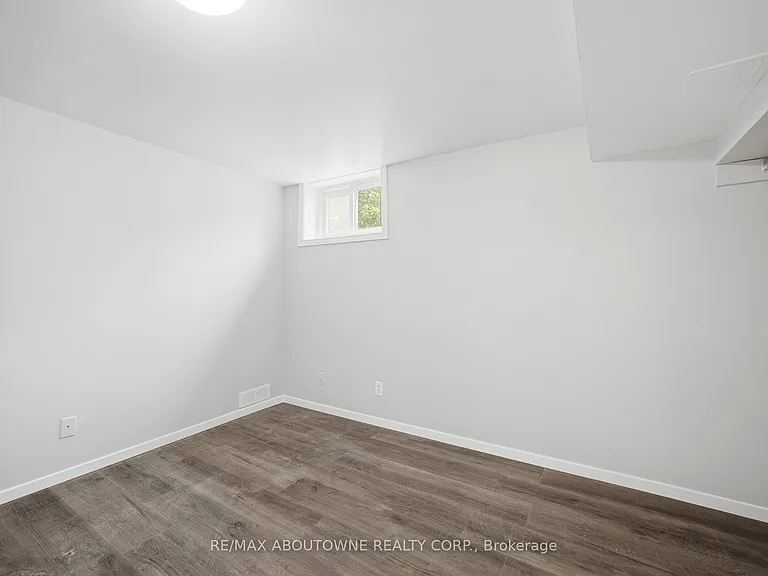 203 Nelson St #3 — Photo 20