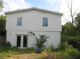 10757 Cox Rd, Bellevue, MI 49021