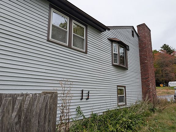 3rd image of 725 Cohas Ave