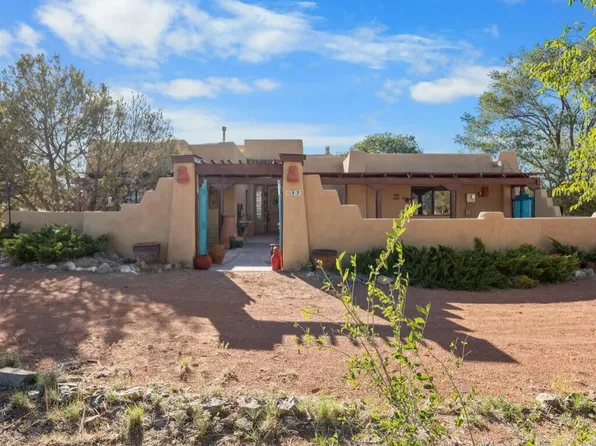 17 Tierra Del Sol Rd, Edgewood, NM 87015