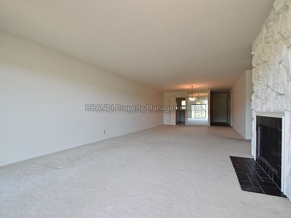 4th image of 565 Via Casitas APT 23