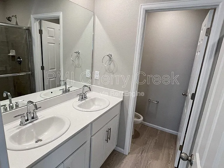 741 N Tempe St — Photo 20