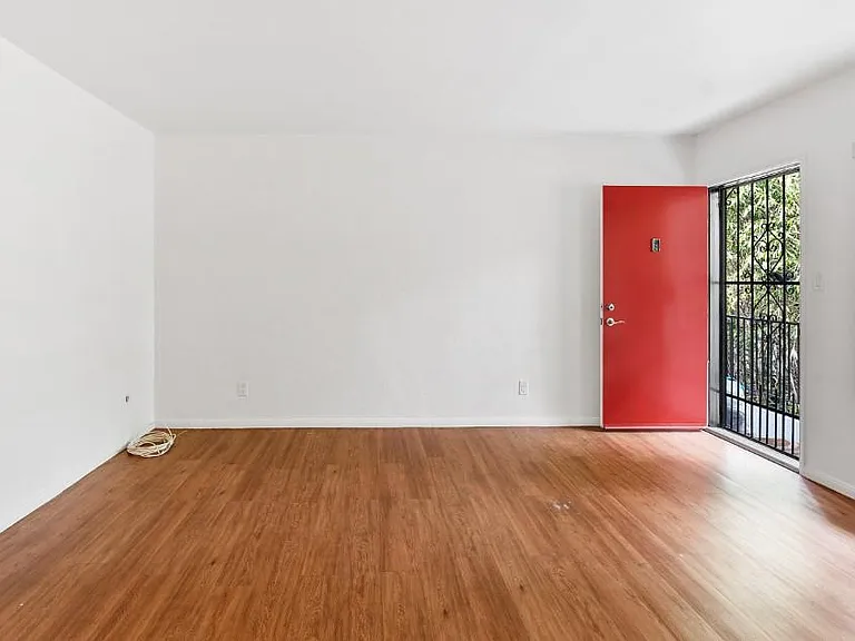 4136 Louisiana St #6 — Photo 10
